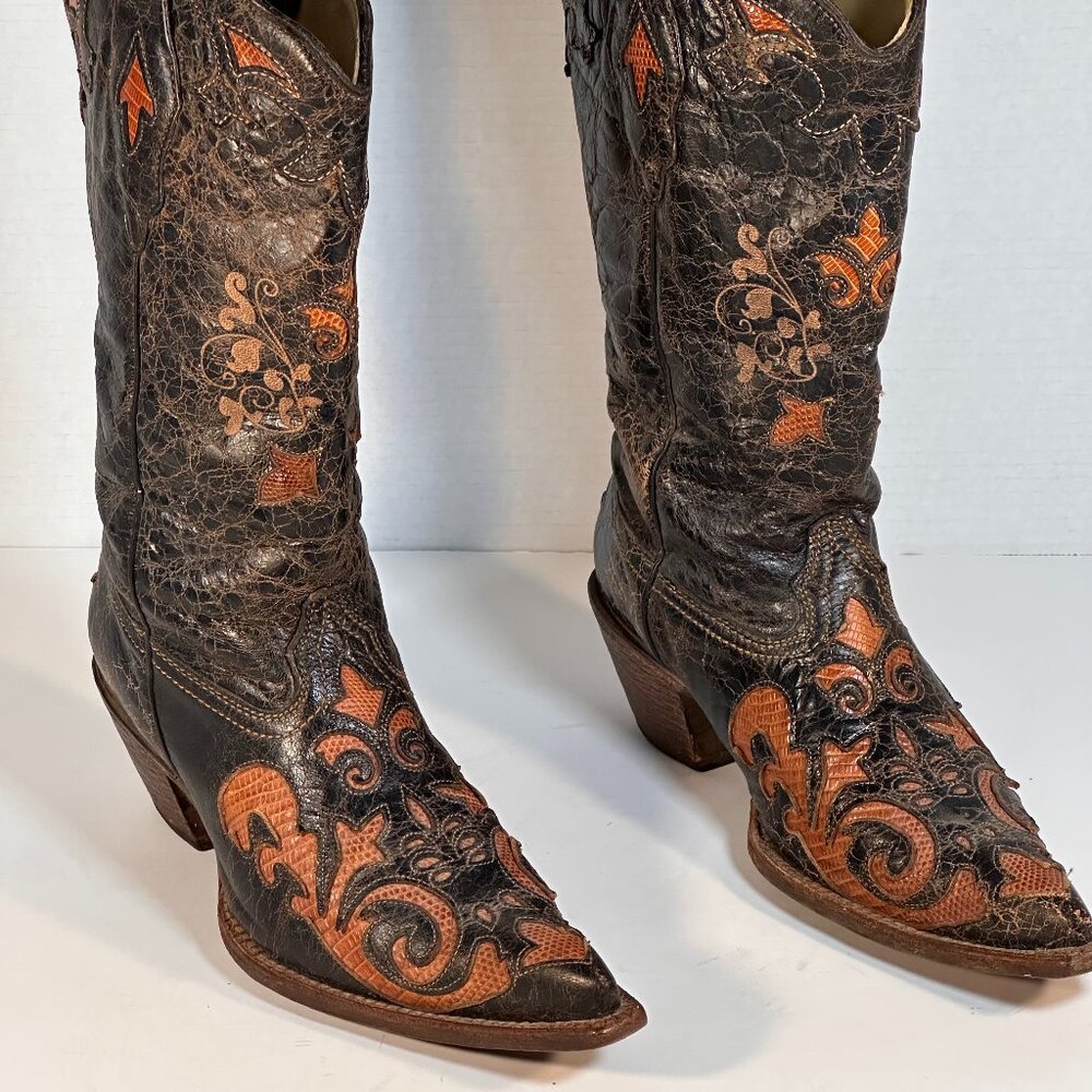 Ladies Size 8.5 Corral Vintage Boots - Picture 4 of 16